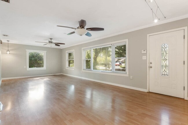Photo - Updated 2/2/1 with huge yard next in the Delaney Park/Lake Weldona House