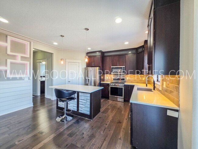 Foto del edificio - 4-Bedroom Walkout with 3-Car Garage in Waukee Schools