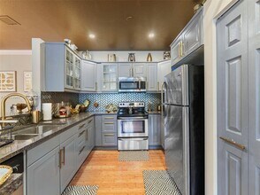 Building Photo - 4402 SW 160th Ave