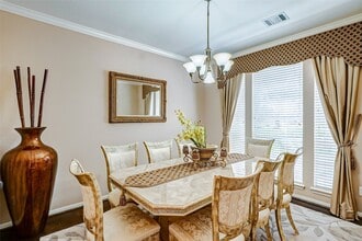 Building Photo - 2143 Hill Canyon Ct