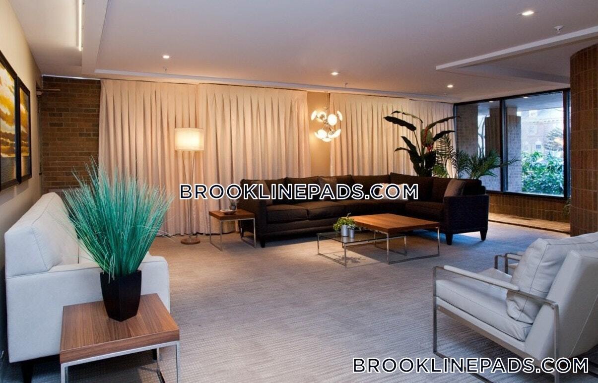 Foto principal - 1111 Beacon St