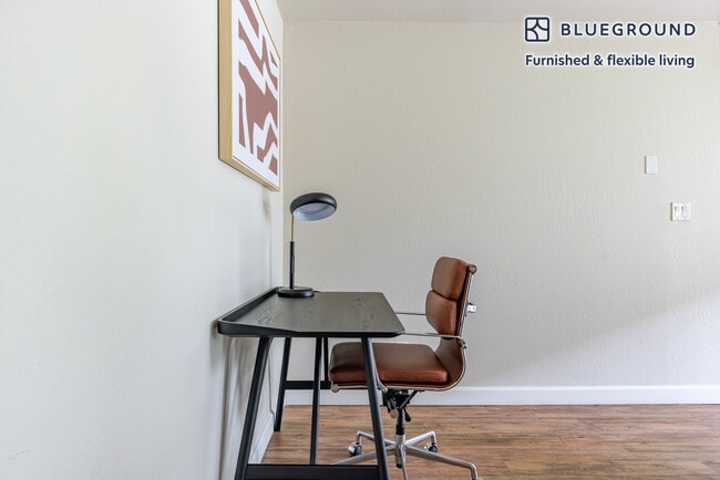 Building Photo - 234 Escuela Ave