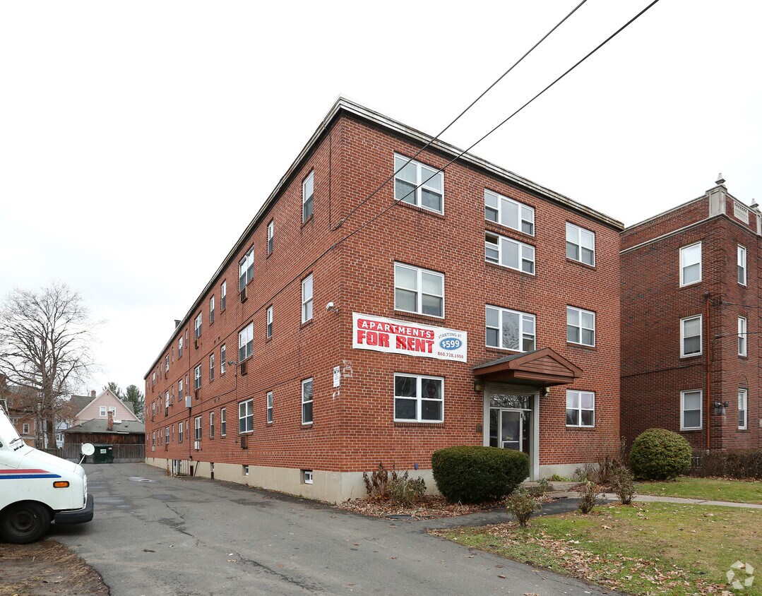 Primary Photo - 21 Evergreen Ave