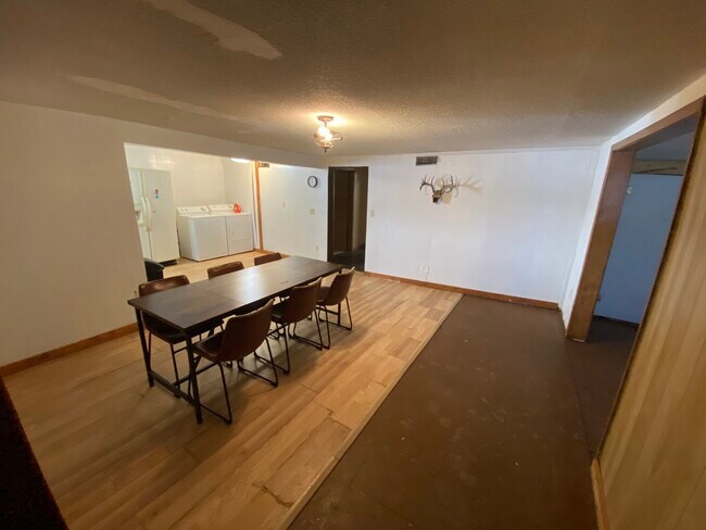 Foto del edificio - 224 Garfield Ave