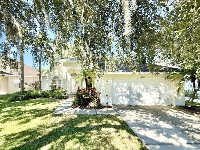 Building Photo - 4768 Ridgemoor Cir