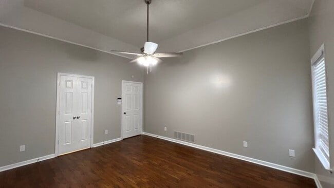 Building Photo - NOW AVAILABLE! - 12301 Afton Pl, Arlington...