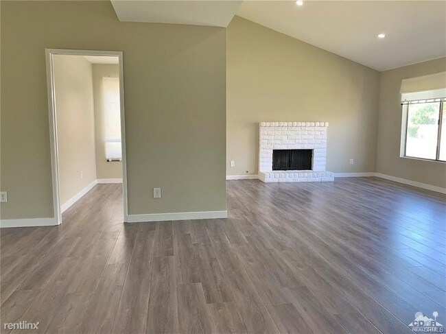 Building Photo - 3 br, 2 bath House - 82505 Doolittle Dr