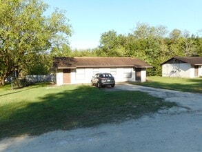 Building Photo - 914 NW 59th Ave