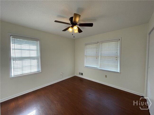 Foto del edificio - 130 Derby St