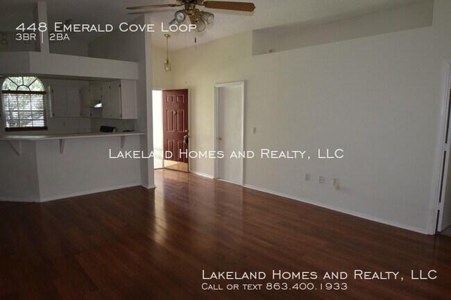 Foto del edificio - 448 Emerald Cove Loop 3BR/2BA Single family