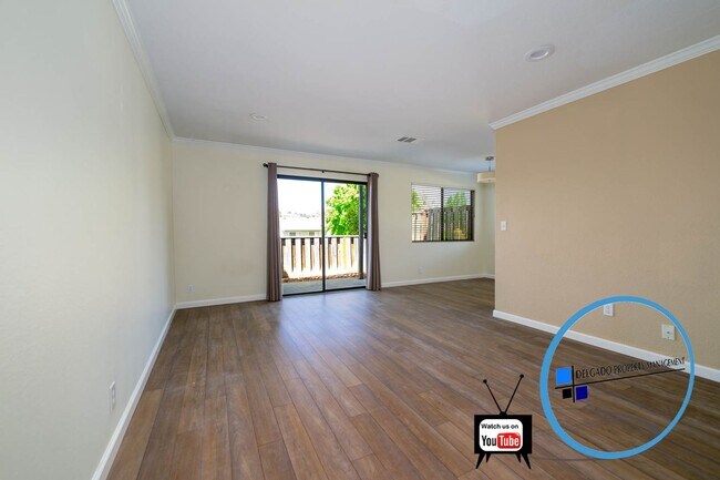 Building Photo - Benicia! Beautiful corner unit condo at Be...
