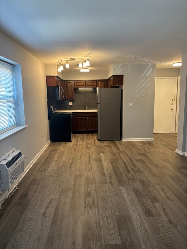 Foto del edificio - 7232 Randolph St