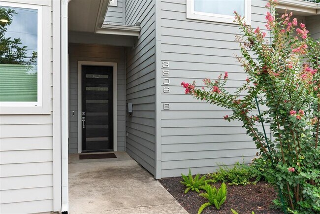 Building Photo - 3806 Bull Creek Rd