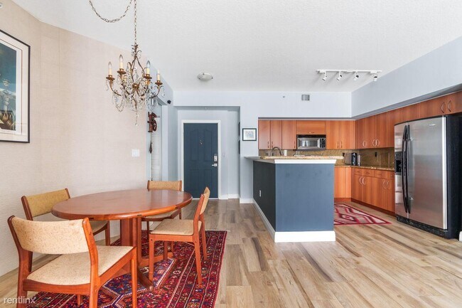 Foto del edificio - 3 br, 2 bath House - 250 NE 3rd Ave # 1412