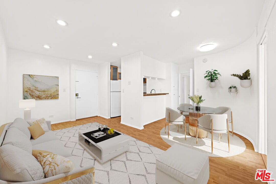 Foto principal - 1440 Veteran Ave