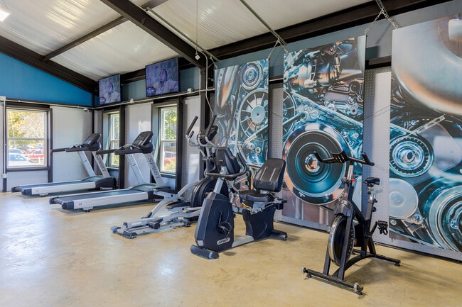 Building Photo - The Social Block