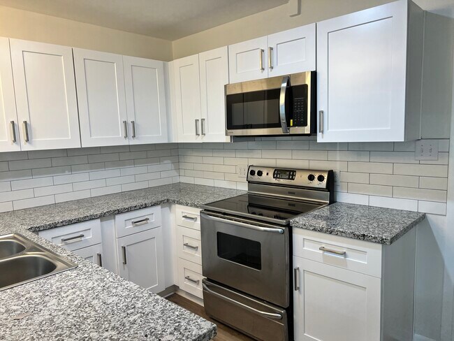 Building Photo - 6230 Afton Ln