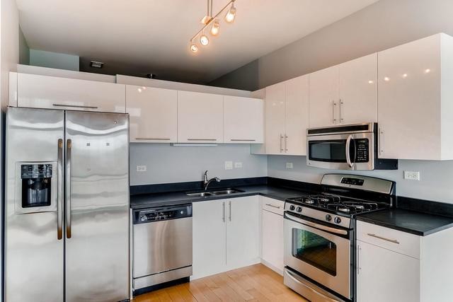 Primary Photo - 2666 N Halsted St