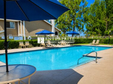 Building Photo - Spacious 2-Bed Townhome in Mission Viejo | Vaulted Ceilings, Private Patio & Pool Access