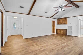 Building Photo - 59 Artesian Oaks Dr