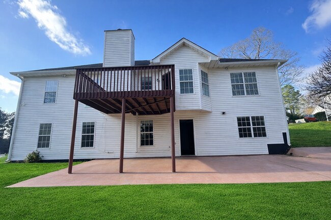 Foto del edificio - 212 Towler Dr