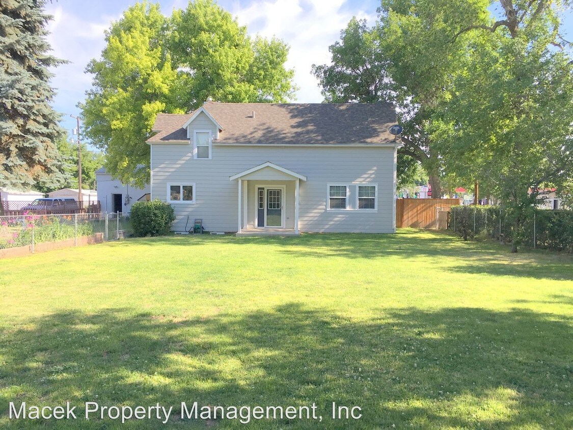 Primary Photo - 3 br, 2 bath House - 1425 7th Avenue North
