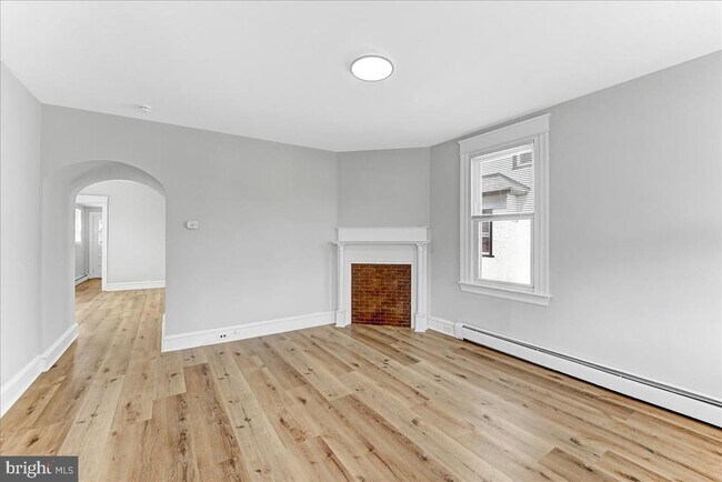 Foto del edificio - 208 Ardmore Ave