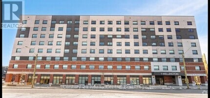 Building Photo - 1-301 Wellington St