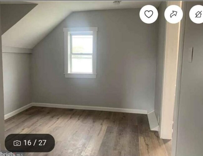 Foto del edificio - 119 S Academy St