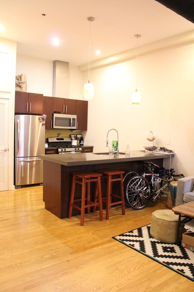 Building Photo - Icehouse residential