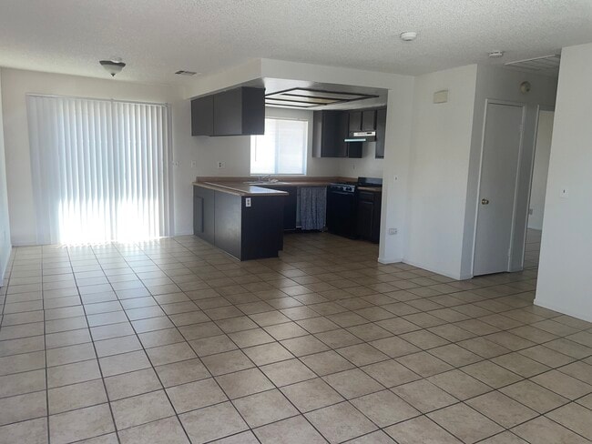 Building Photo - 15398 Bear Valley Rd