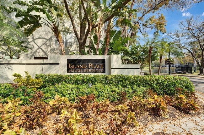 Foto del edificio - 705 Mainsail Dr