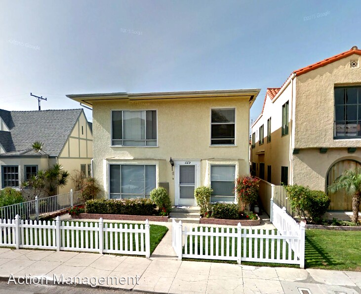Foto principal - 129 Roycroft Ave