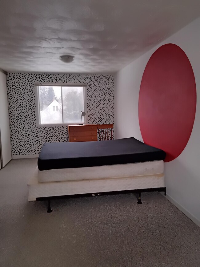 Photo du bâtiment - 945 Admiral Ave