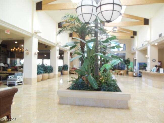 Foto del edificio - 223 Hickory Heights Ave