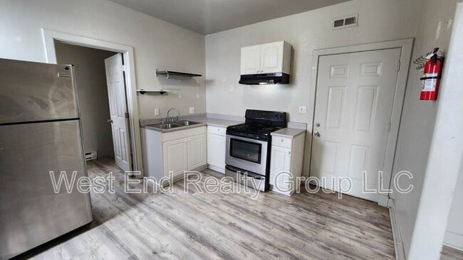 Photo - 105 S Harriet Ave Apartment