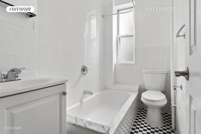 Building Photo - 53 W 106th St