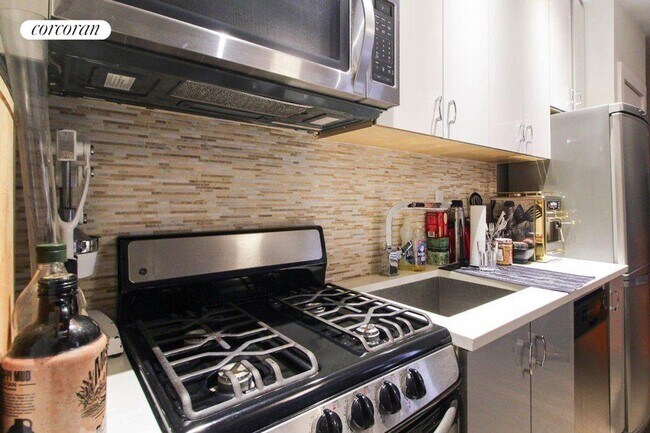 Foto del edificio - 48 W 138th St