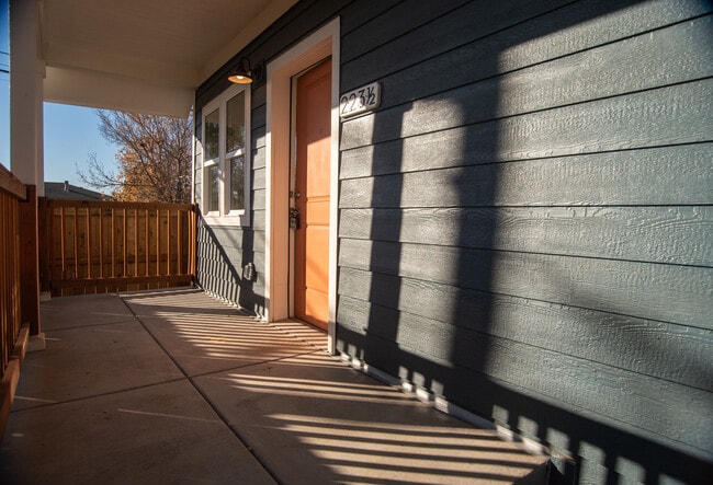 Building Photo - 223 S Hazel Ct