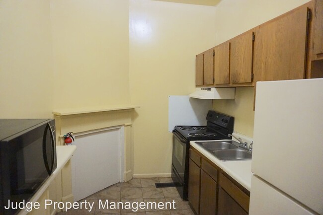 Building Photo - 2 br, 1 bath House - 543 E. Hartridge Ct