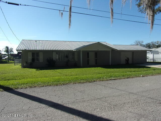 Foto del edificio - 129 Cypress Dr