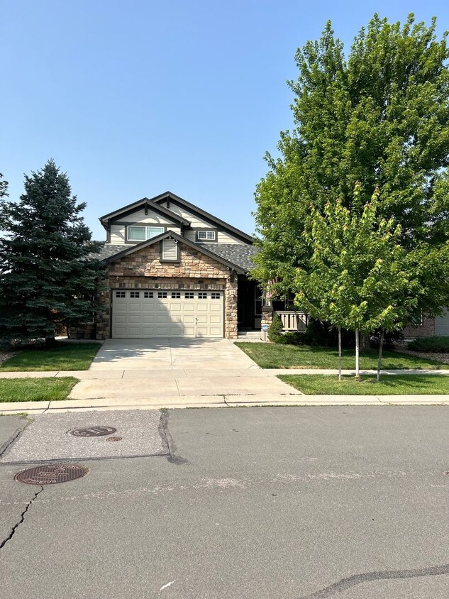 Primary Photo - Beautiful Aurora Home for Rent