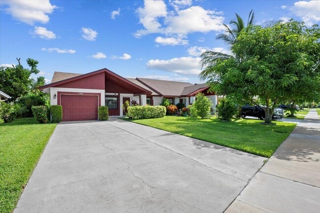Building Photo - 11888 Suellen Cir