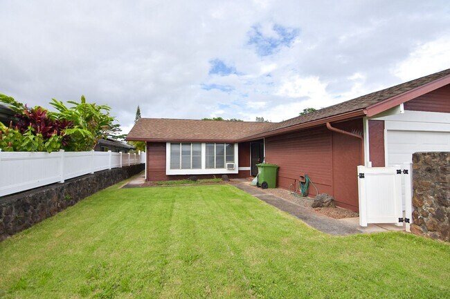 Foto del edificio - 3BR / 2Bath / 4Pkg - Home in Mililani!