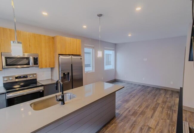 Foto del edificio - 1571 King St