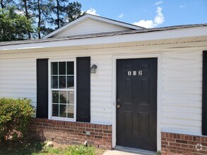 Building Photo - 142 Keyport Ct