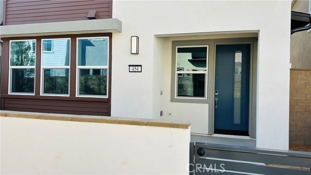 Building Photo - 454 Lobata