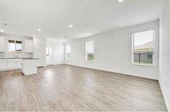 Building Photo - 21102 Turtle Gln Ln