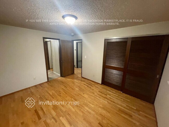 Foto del edificio - 11002 Dean Ct SW