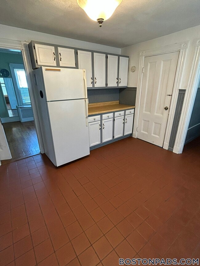 Foto del edificio - 369 Savin Hill Ave